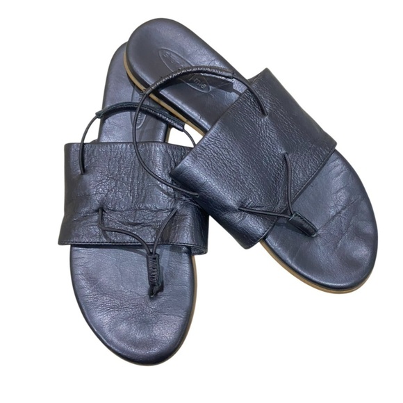 Sheridan Mia black super soft pebble leather toe flat sandals size Eu 39 or 8.5 - Picture 1 of 9